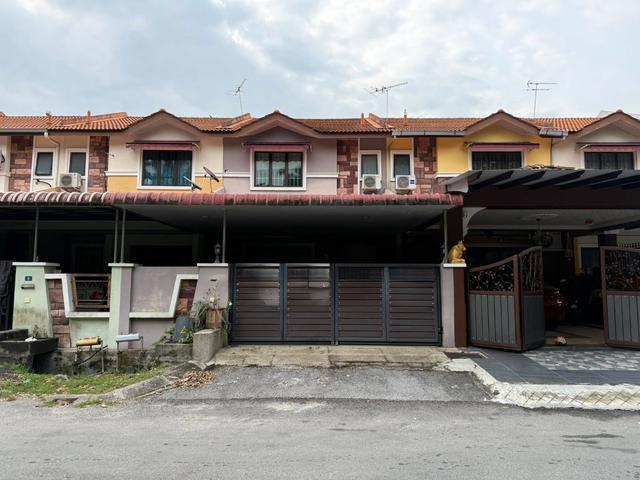 Botani Palma Freehold Double Storey House Facing Empty