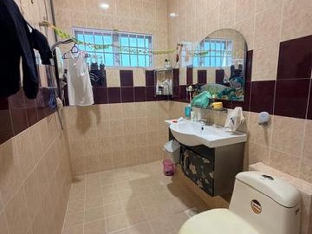 Botani Pengkalan Corner Double Storey House For Sale untuk dijual