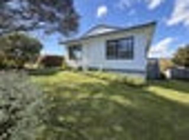 Botany Downs, 3 bedrooms, $670 pw