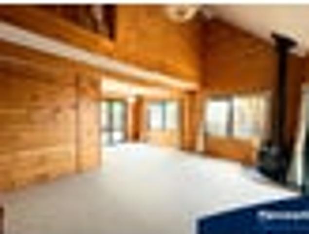 Botany Downs, 3 bedrooms, $715 pw