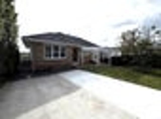 Botany Downs, 3 bedrooms, $720 pw
