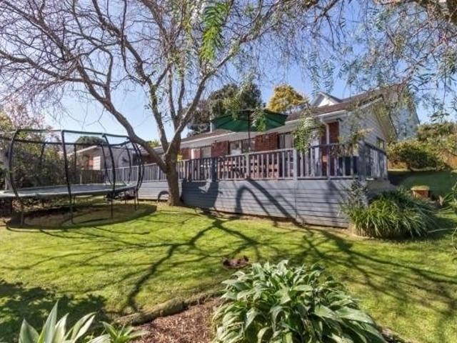 botany downs, 3 bedrooms