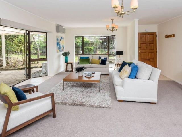 botany downs, 3 bedrooms