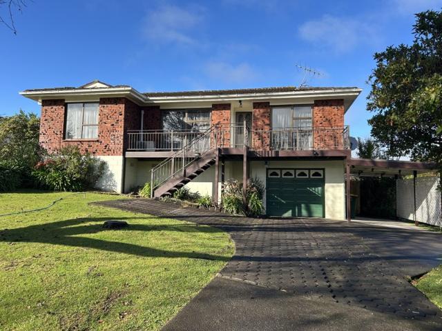 botany downs, 3 bedrooms