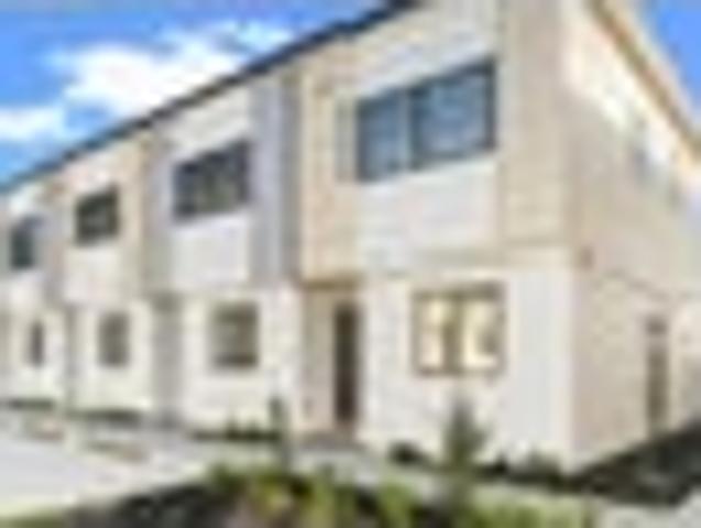 Botany Downs, 2 bedrooms, $630 pw