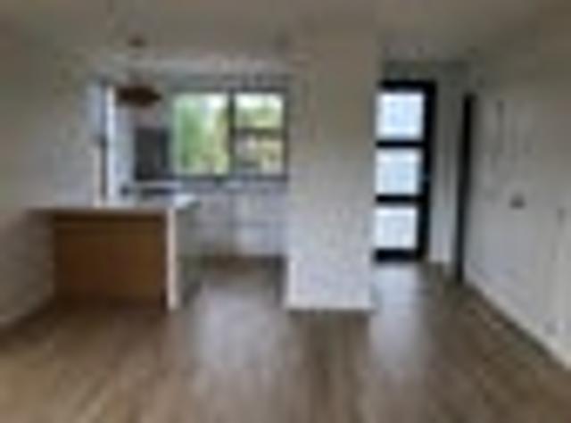 Botany Downs, 2 bedrooms, $650 pw