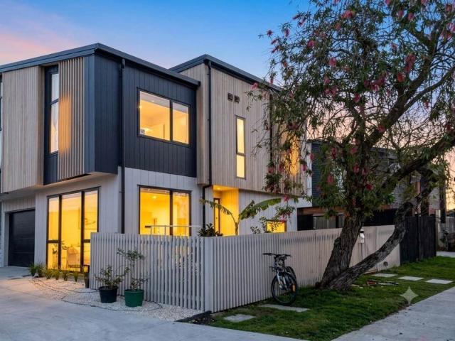 botany downs, 4 bedrooms