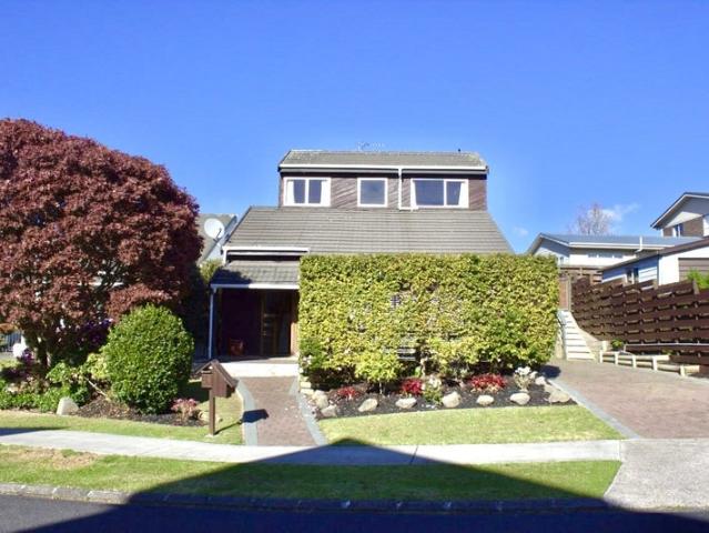 botany downs, 4 bedrooms