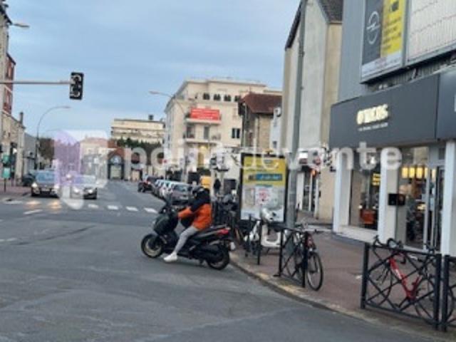 Boutique 94100