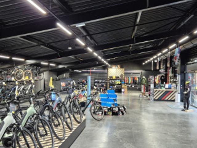 Boutique 01400