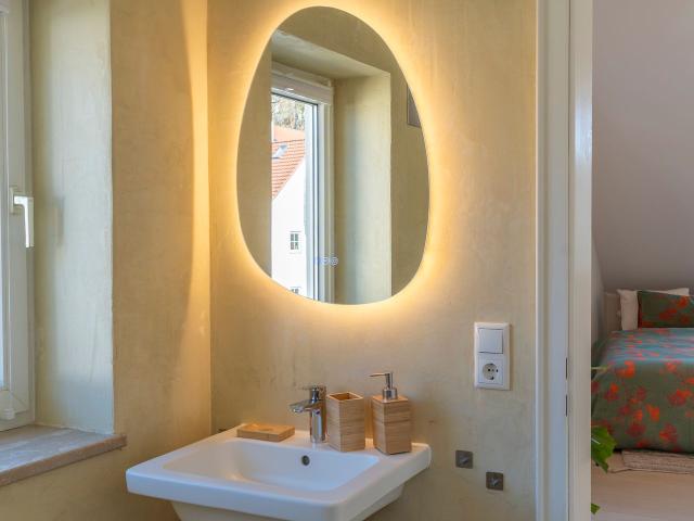 Boutique apartment in Freising, 13 minutes from the airport and close to Munich, Freising Amsterdam Apartments for Rent
