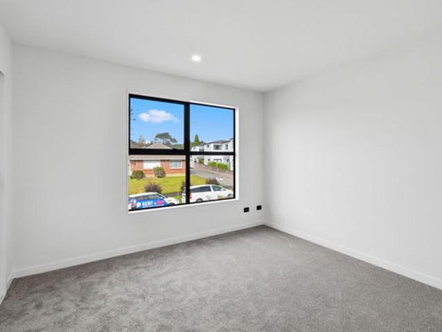 Boutique Freehold Living Blockhouse Bay