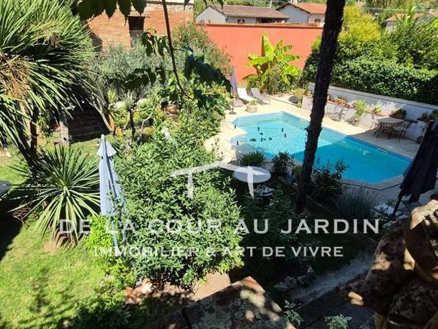 Boutique hôtel haut de gamme au coeur d'une bastide historiq. 460m² Moissac