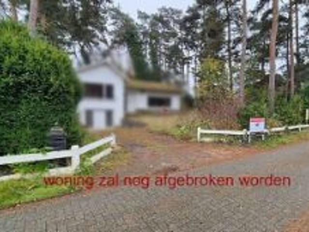 Bouwgrond 7 are 25 ca open bebouwing 15 meter breedte