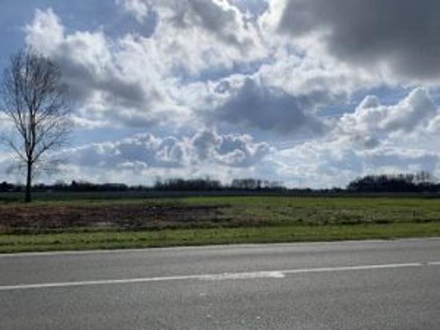Bouwgrond 742m² voor een halfopen bebouwing op de Dendermond
