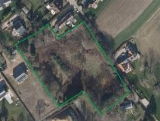 Bouwgrond voor een villa op 1ha 1a 32 ca
