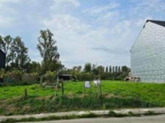Bouwgrond voor half open bebouwing op 5are43