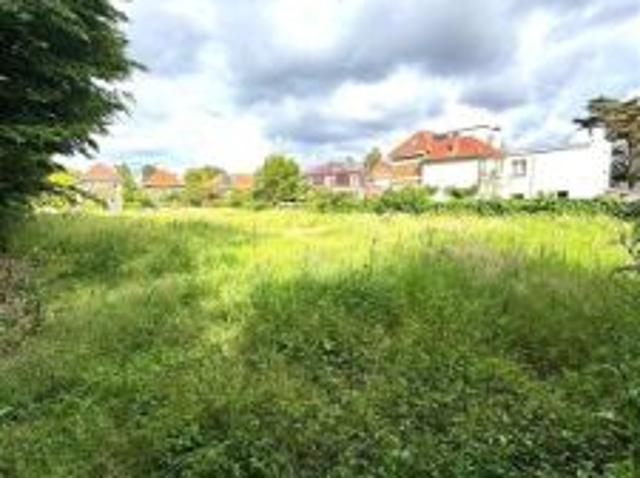 Bouwgrond voor open bebouwing op rustige ligging nabij tal v