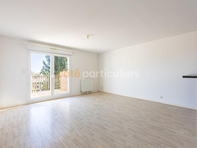 BOUAYE CENTRE BOURG APPARTEMENT 3 PIECES 66 m2 1 TERRASSE 1 PLACES DE PARKING