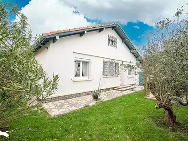 Boucau 64340 Achat / Vente maison 6 pièces t6 au dernier étage parking