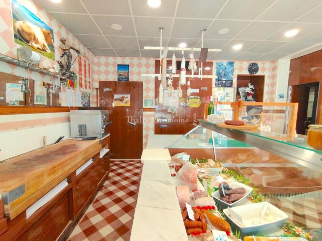 Boucherie Charcuterie traditionnelle à reprendre Sud Bordeaux Belle opportunité de reprise