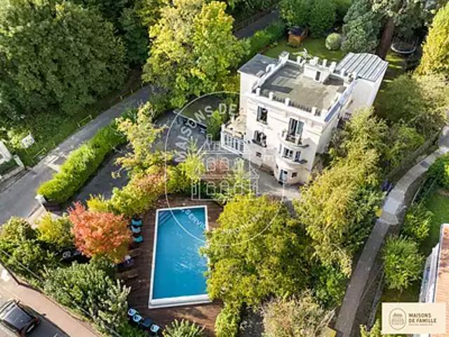 Bougival 78380 Achat / Vente maison 10 pièces t10 au dernier étage piscine