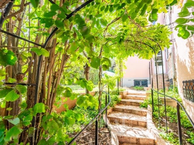 BOUGIVAL GRANDE MAISON FAMILIALE 7 CHAMBRES