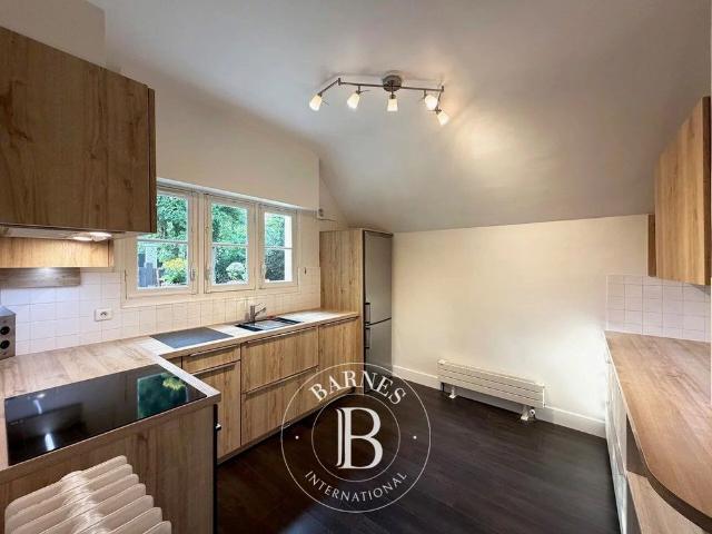 Bougival, Maison 4 Chambres 143 m² en location