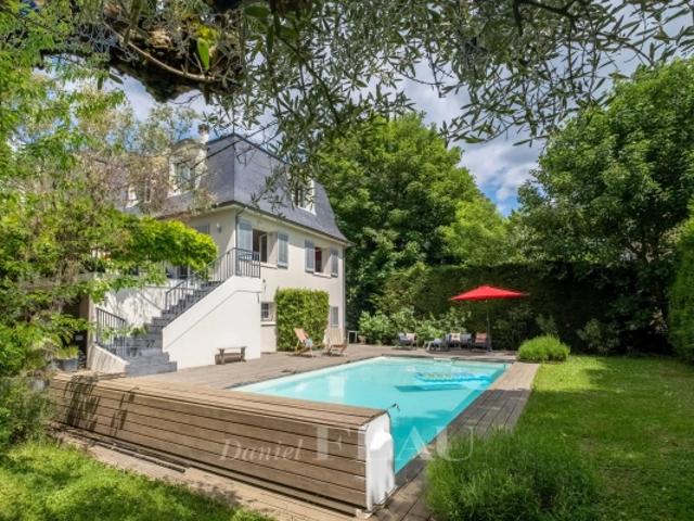 BOUGIVAL MAISON FAMILIALE 5 CHAMBRES