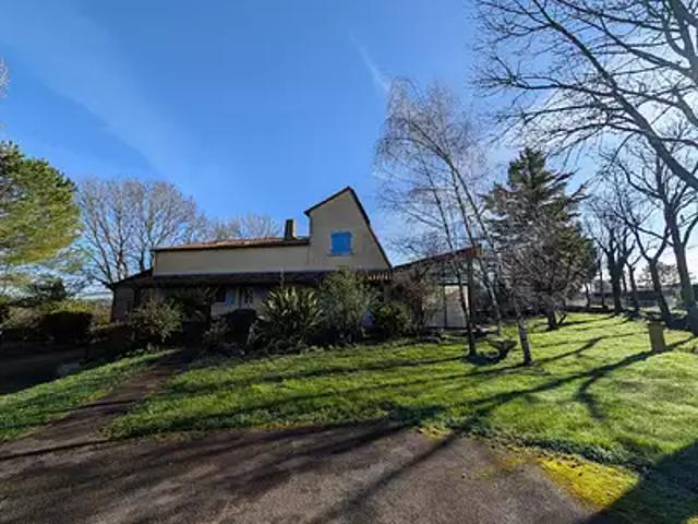 Bougon 79800 Achat / Vente maison 14 pièces t14 au dernier étage terrasse