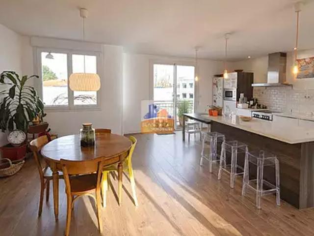 Bouguenais 44340 Achat / Vente appartement 6 pièces t6 au dernier étage