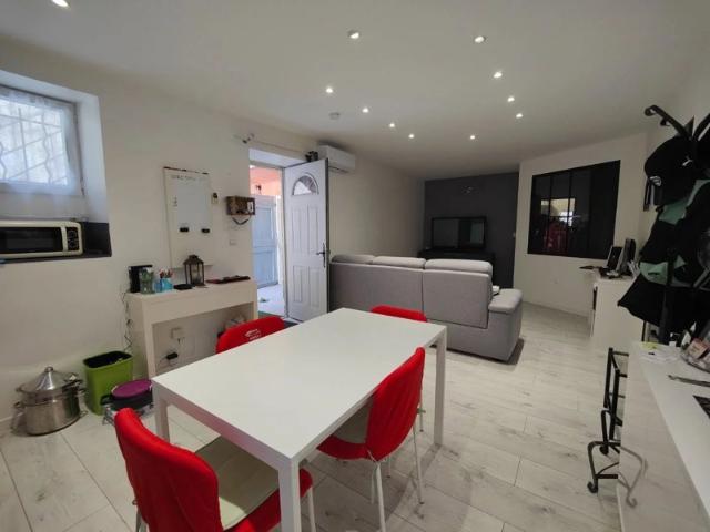 Bouillargues: Appartement T1 bis en Rez de Chaussée