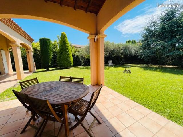 Bouillargues villa traditionnelle en exclusivité 3 chambres et bureau