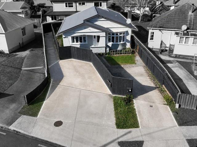boulcott, 4 bedrooms