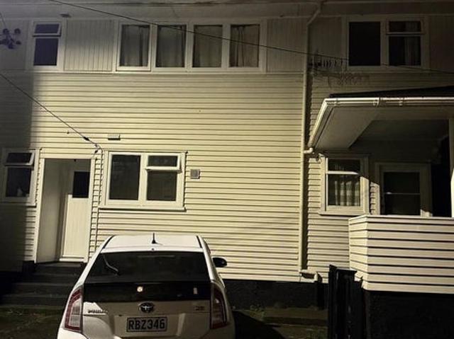 boulcott, 3 bedrooms