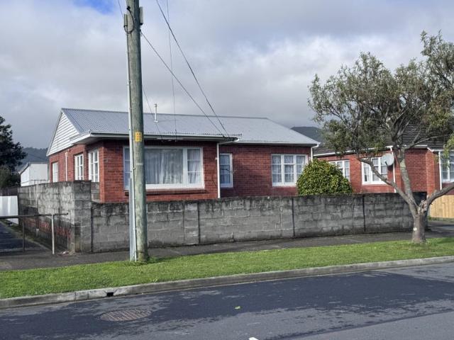 boulcott, 3 bedrooms
