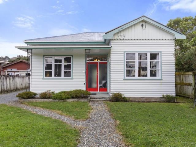 boulcott, 3 bedrooms