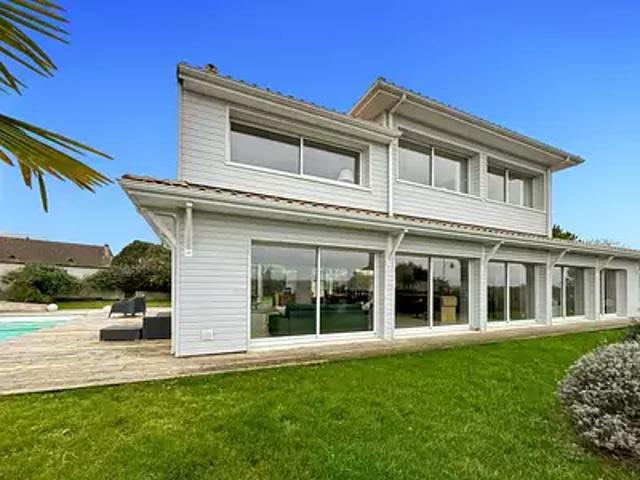 Boulazac Isle Manoire 24750 Achat / Vente maison 4 pièces t4 piscine jardin