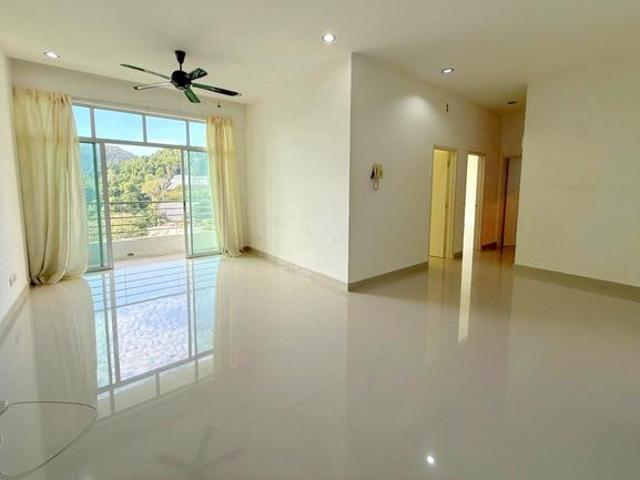 Boulevard condo 1195 sf Basic unit near all season place farlim