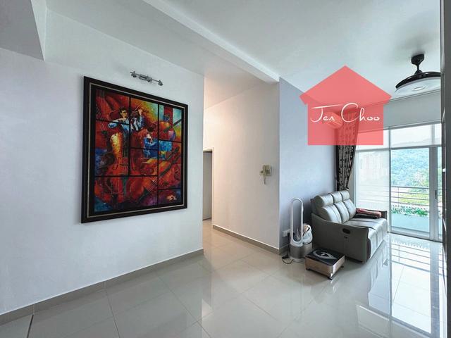 Boulevard Condominium 1197sf 2 carparks hill view farlim air itam