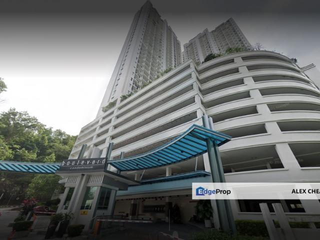 Boulevard Condominium