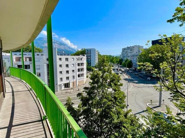 Boulevard Clemenceau / STADE DES ALPES