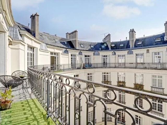BOULEVARD FLANDRIN. DERNIER ETAGE