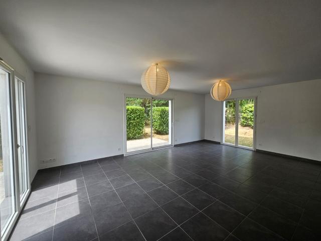 BOULIAC Maison Très bon état, moderne Garage et Grand jardin