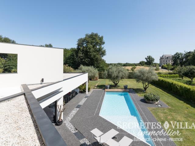 BOULIAC VILLA CONTEMPORAINE 287M2 AVEC VUE ET S/SOL 150M2