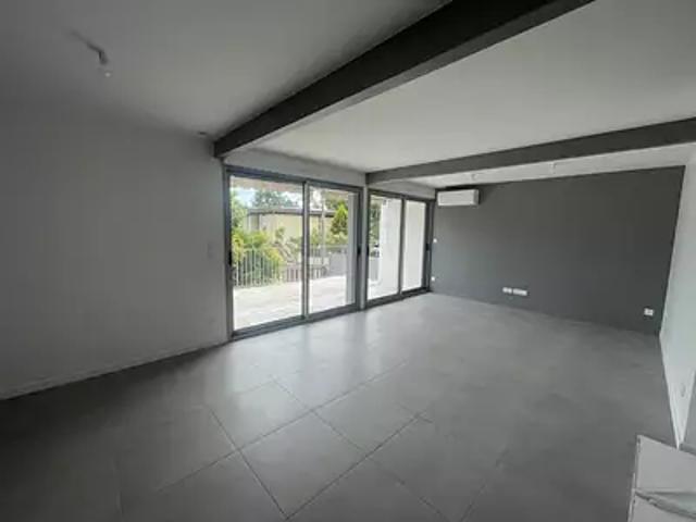 Bouliac 33270 Location maison 4 pièces t4 terrasse parking