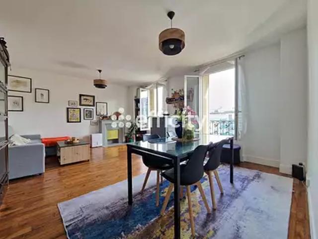 Boulogne Billancourt 92100 Achat / Vente appartement 2 pièces t2 au dernier étage cave