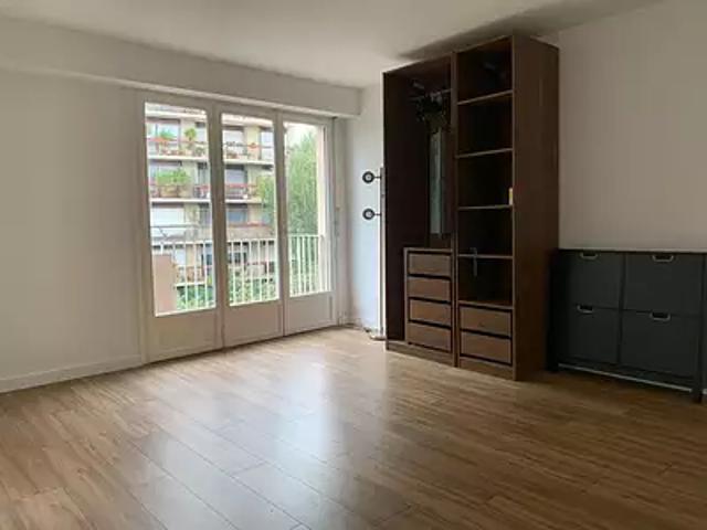 Boulogne Billancourt 92100 Location appartement 1 pièce t1 cave