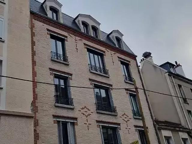 Boulogne Billancourt 92100 Location appartement 3 pièces t3 au dernier étage