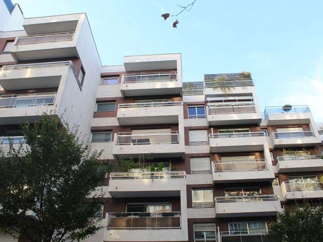 Boulogne Billancourt Appartement 2 pièces avec balcon et parking